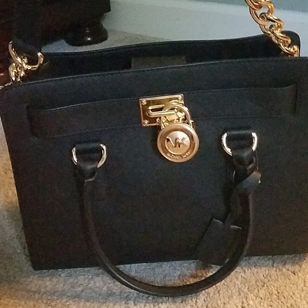 Pursue - Picture 3 of 3